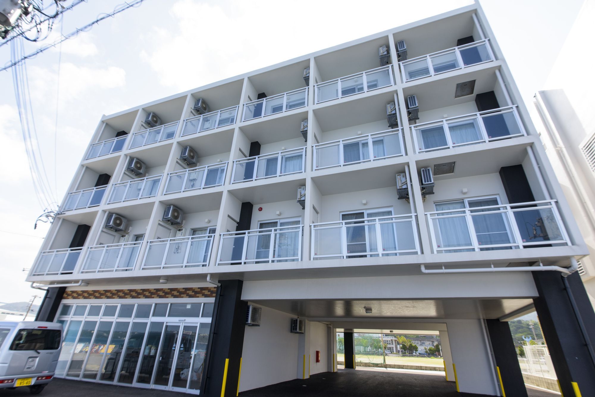 Mr.Kinjo In Motobu Ocean Terrace Aparthotel Exterior photo